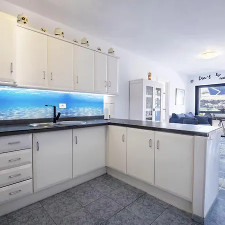 Appartement Frente Al Mar Con Jacuzzi Interior